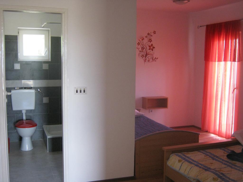 Apartments Luca Razanac Room photo